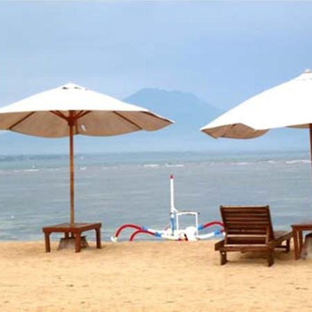 Gazebo Beach Hotel Sanur  Exterior photo