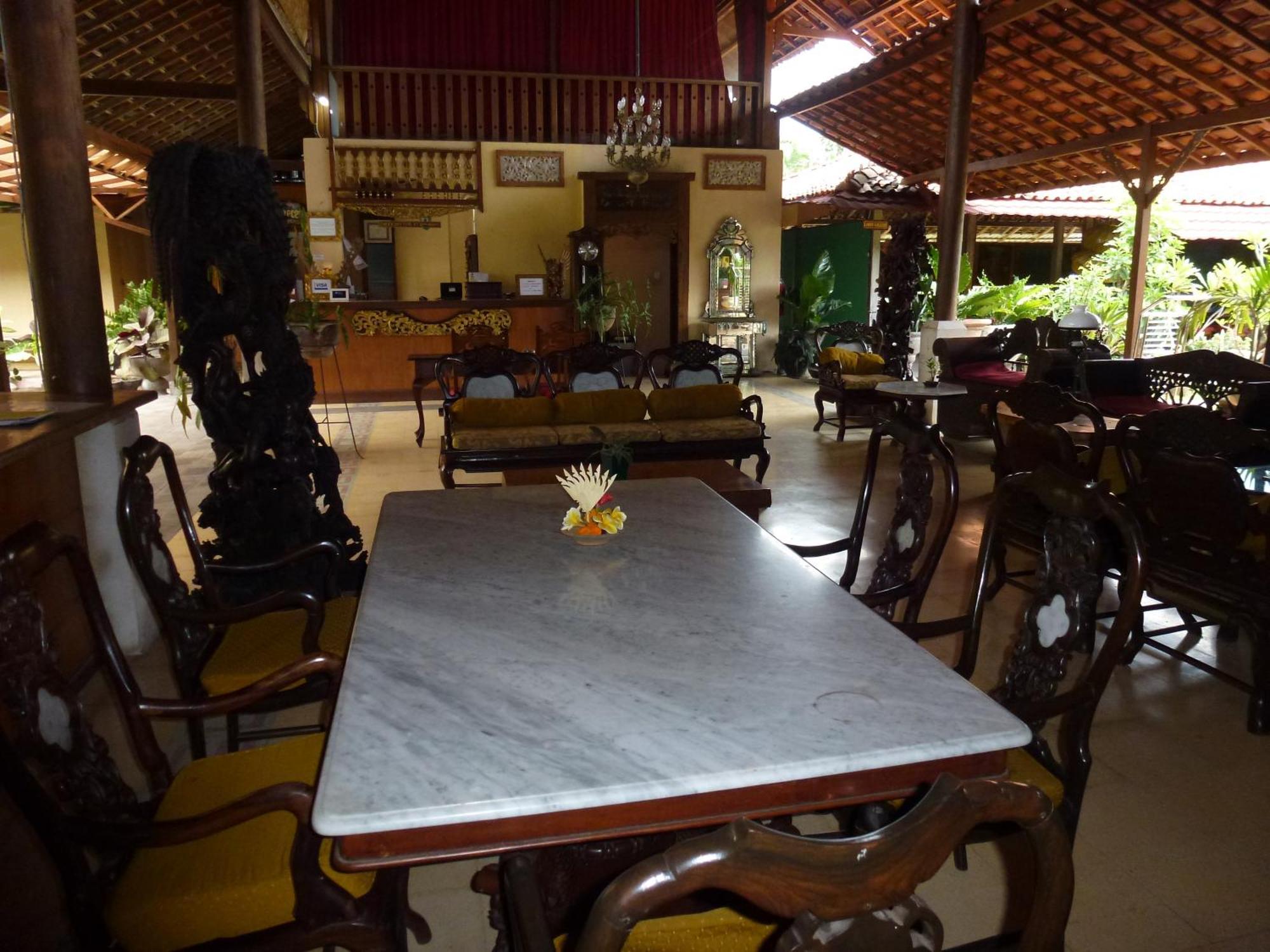 Gazebo Beach Hotel Sanur  Exterior photo